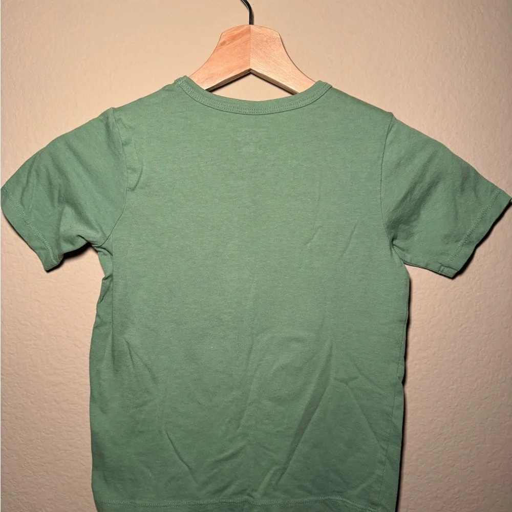 The children’s place boys 5T T-Rex dinosaur T-shirt